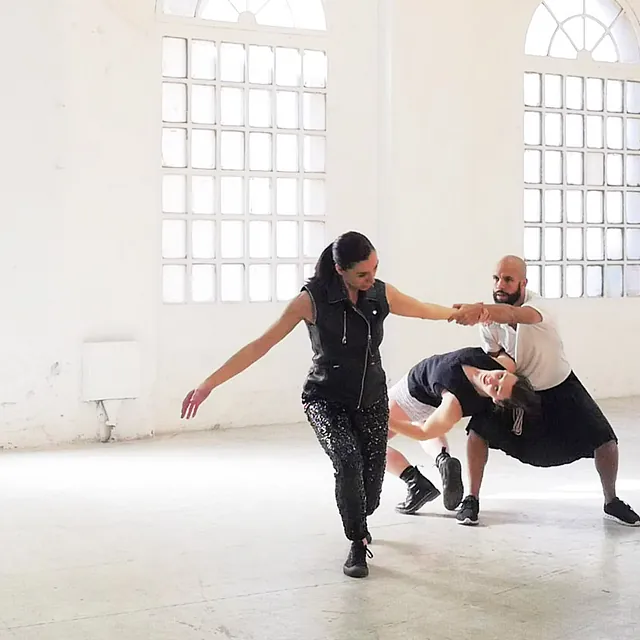 La Esférica. Escuela de danza y baile contemporáneo ed