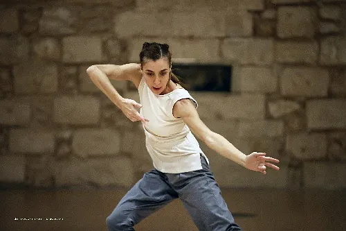 La Esférica. Escuela de danza y baile contemporáneo técnicas de danza 14
